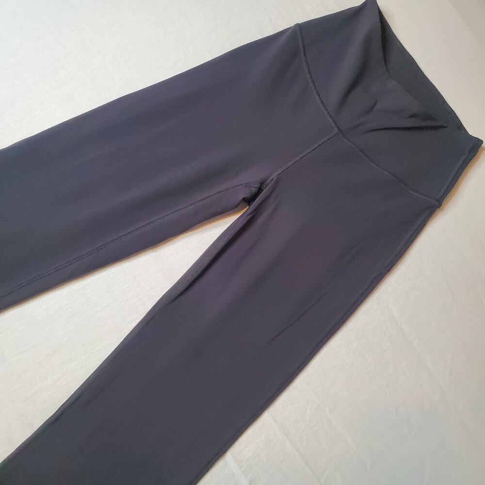Lululemon Women's Size 4 Groove Super-High-Rise Flared Pant Nulu Black